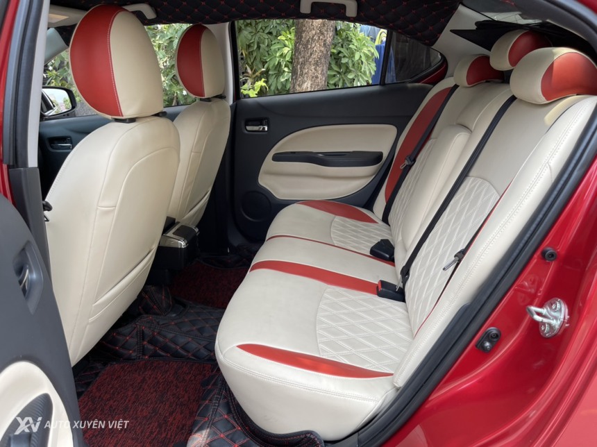 Mitsubishi Attrage 1.2 CVT Premium 2021