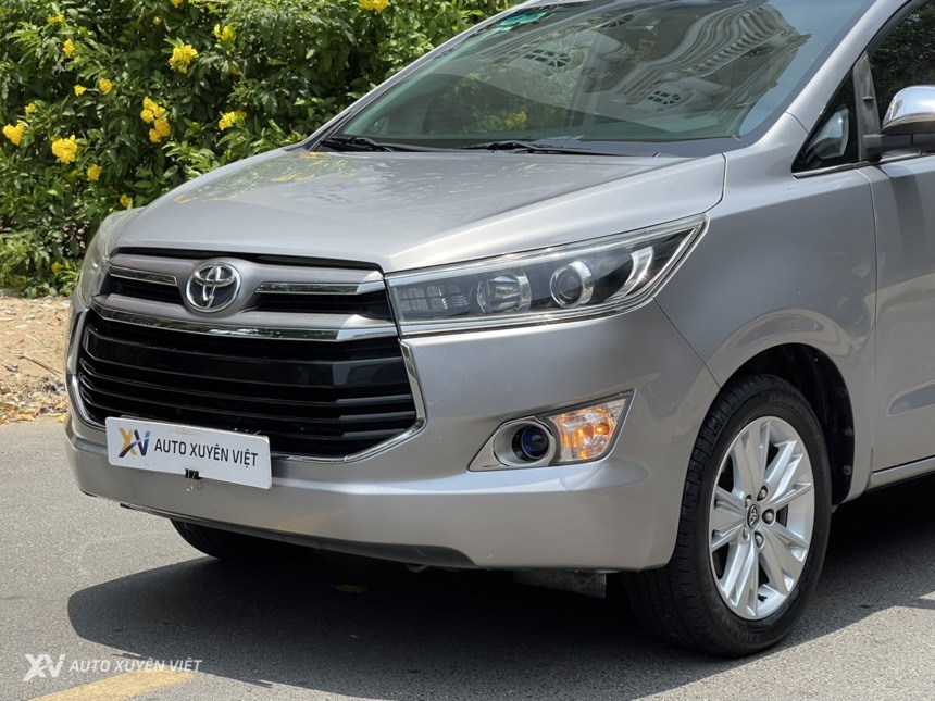 Toyota Innova V 2.0AT 2016 Toyota Innova V 2.0AT 2016