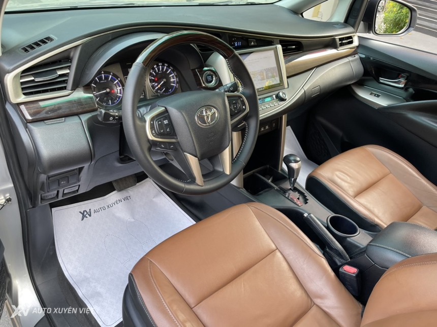 Toyota Innova V 2.0AT 2016 Toyota Innova V 2.0AT 2016