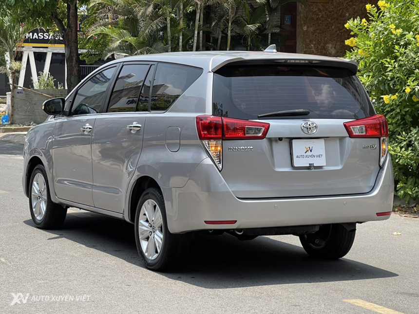 Toyota Innova V 2.0AT 2016 Toyota Innova V 2.0AT 2016