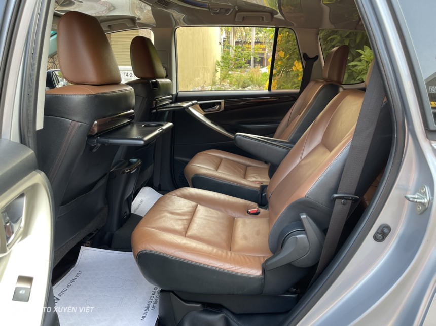 Toyota Innova V 2.0AT 2016 Toyota Innova V 2.0AT 2016