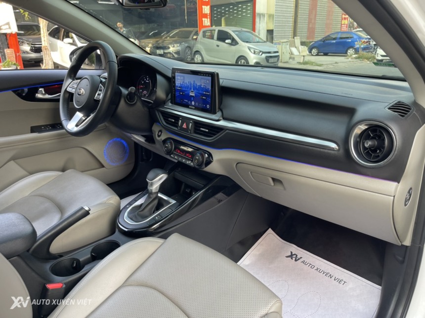 Kia Cerato 1.6AT Luxury 2020 Kia Cerato 1.6AT Luxury 2020