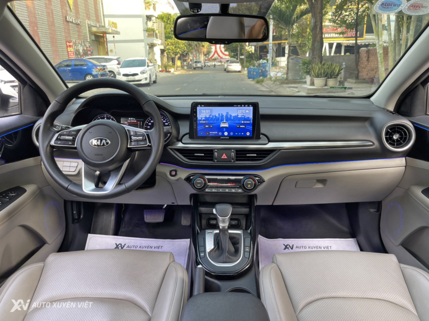 Kia Cerato 1.6AT Luxury 2020 Kia Cerato 1.6AT Luxury 2020