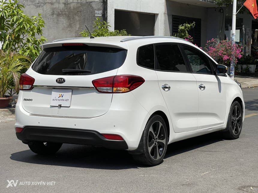 Kia Rondo 2.0GAT 2016 Kia Rondo 2.0GAT 2016
