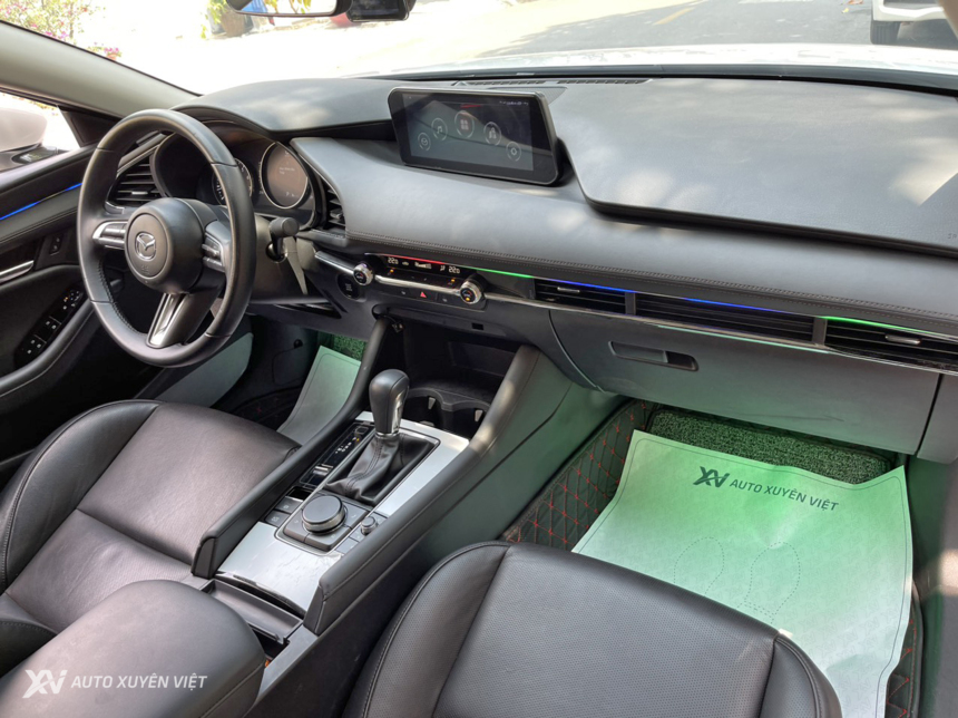 Mazda 3 1.5AT Luxury 2022 Mazda 3 1.5AT Luxury 2022