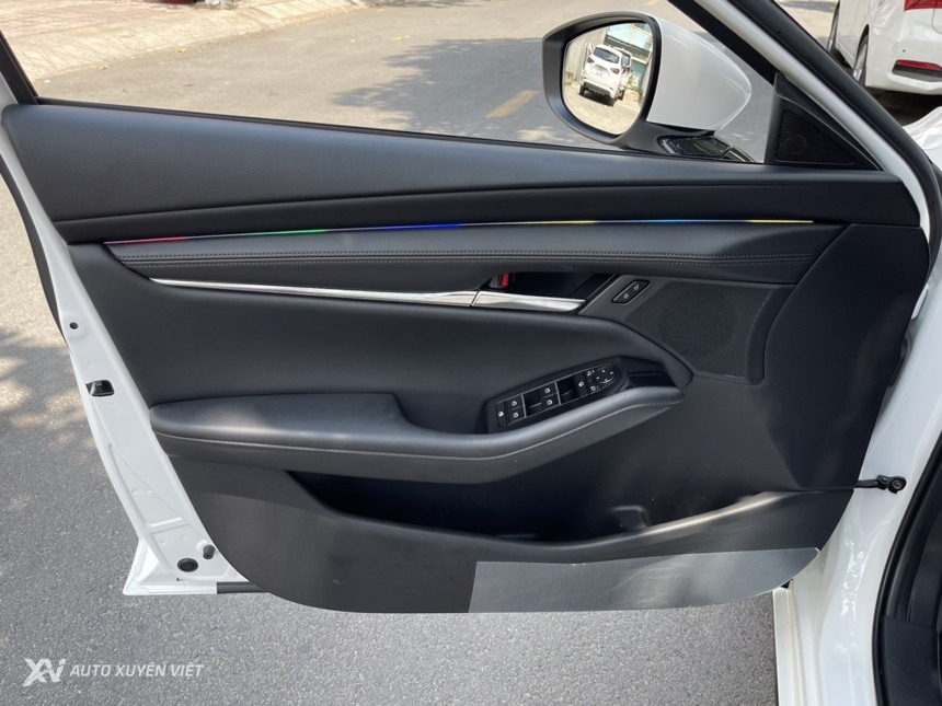 Mazda 3 1.5AT Luxury 2022 Mazda 3 1.5AT Luxury 2022