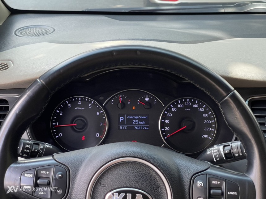 Kia Rondo 2.0GAT 2017 Kia Rondo 2.0GAT 2017