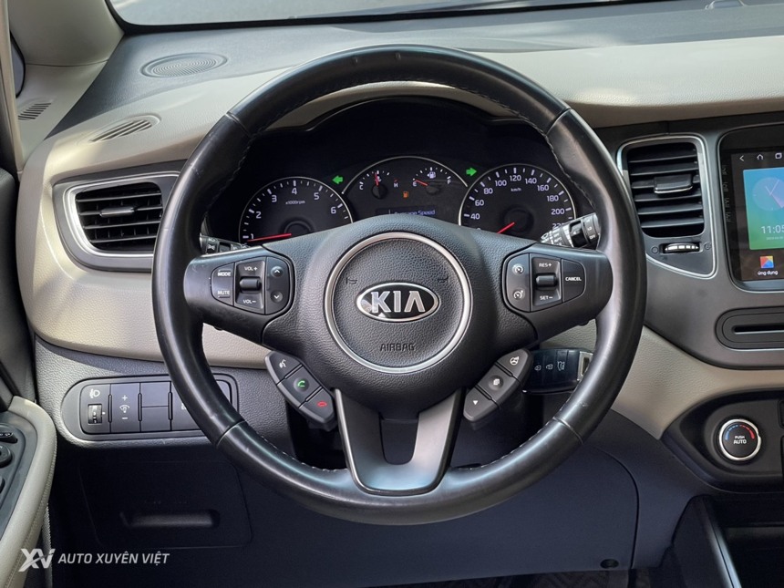 Kia Rondo 2.0GAT 2017 Kia Rondo 2.0GAT 2017