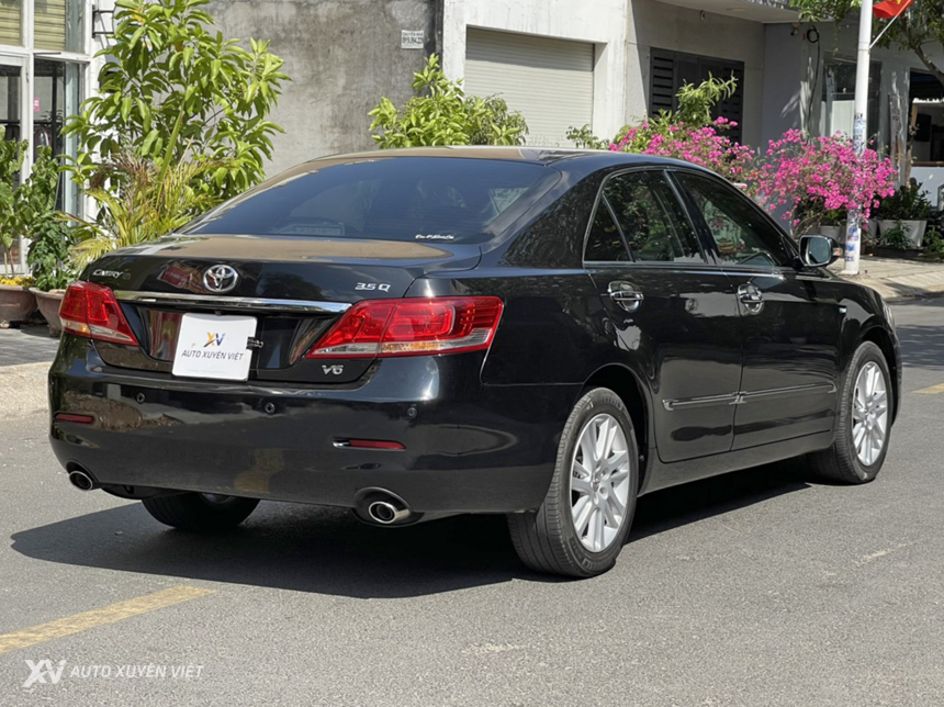 Toyota Camry 3.5Q 2012