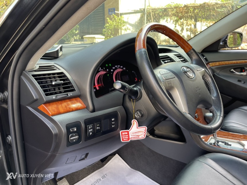 Toyota Camry 3.5Q 2012