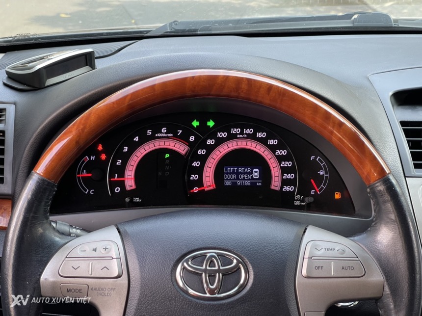 Toyota Camry 3.5Q 2012