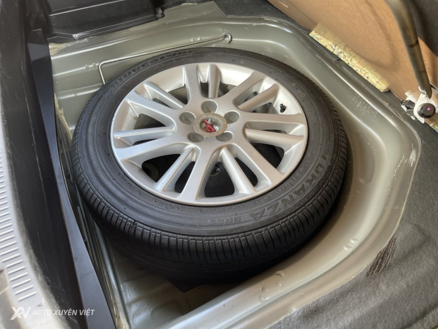 Toyota Camry 3.5Q 2012