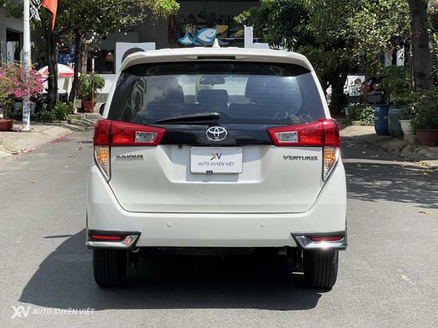 Toyota Innova Venturer 2.0AT 2019 Toyota Innova Venturer 2.0AT 2019