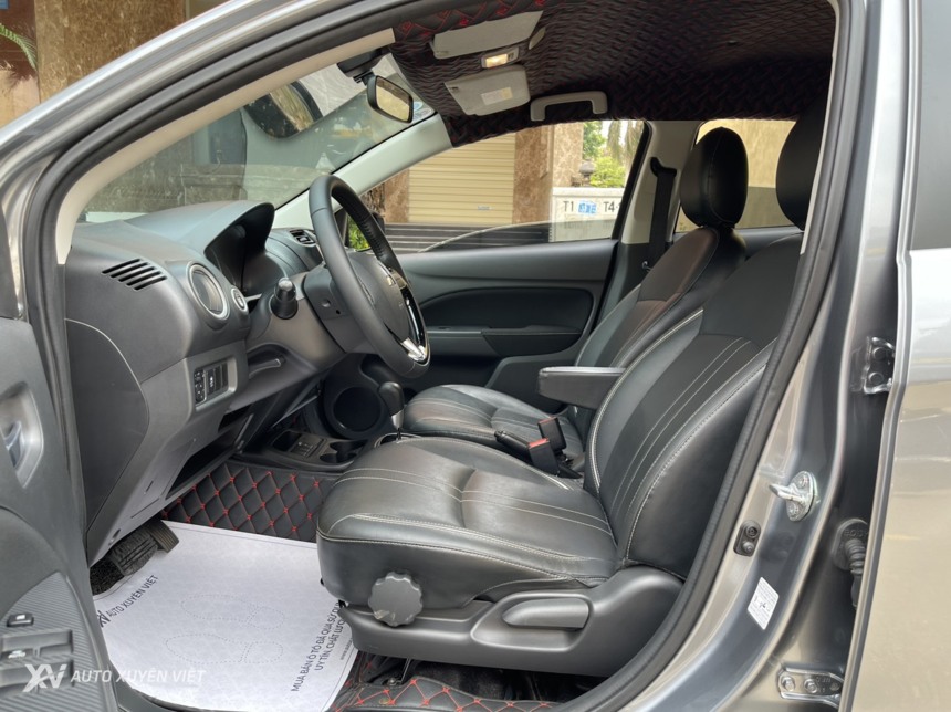 Mitsubishi Attrage 1.2CVT Premium 2021