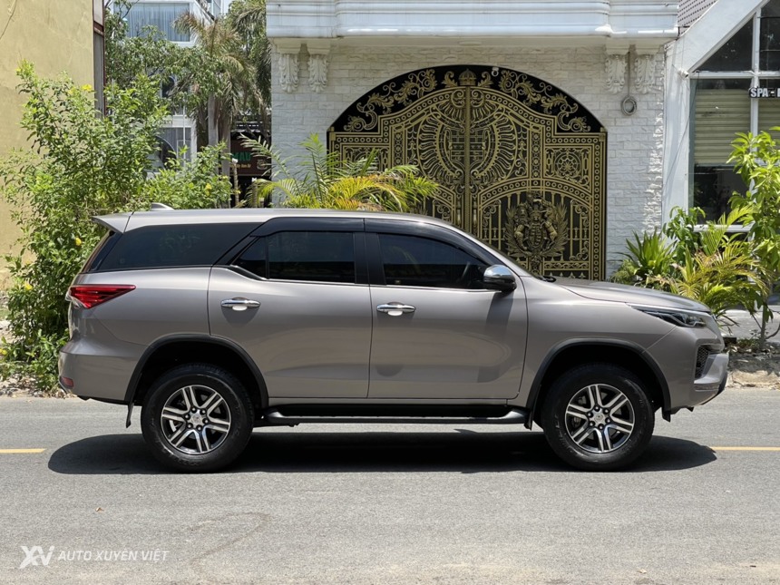 Toyota Fortuner G 2.4MT 2021 Máy Dầu