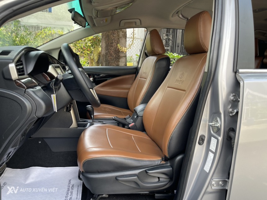 Toyota Innova 2.0G AT 2018