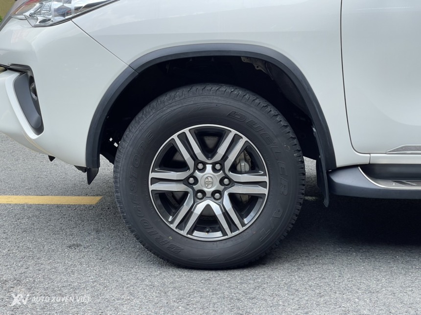 Toyota Fortuner 2.4G MT 2019 Máy Dầu Toyota Fortuner 2.4G MT 2019 Máy Dầu