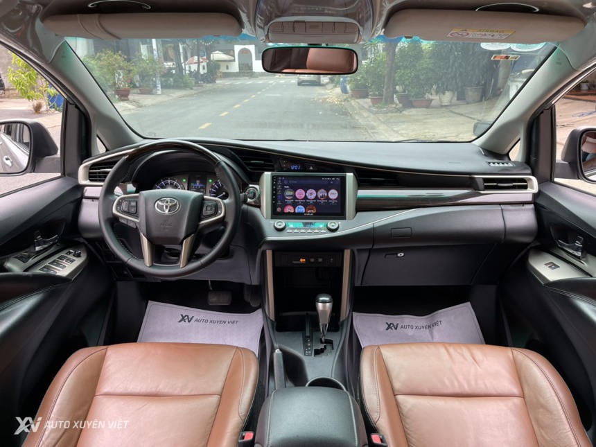 Toyota Innova 2.0V 2016 Toyota Innova 2.0V 2016