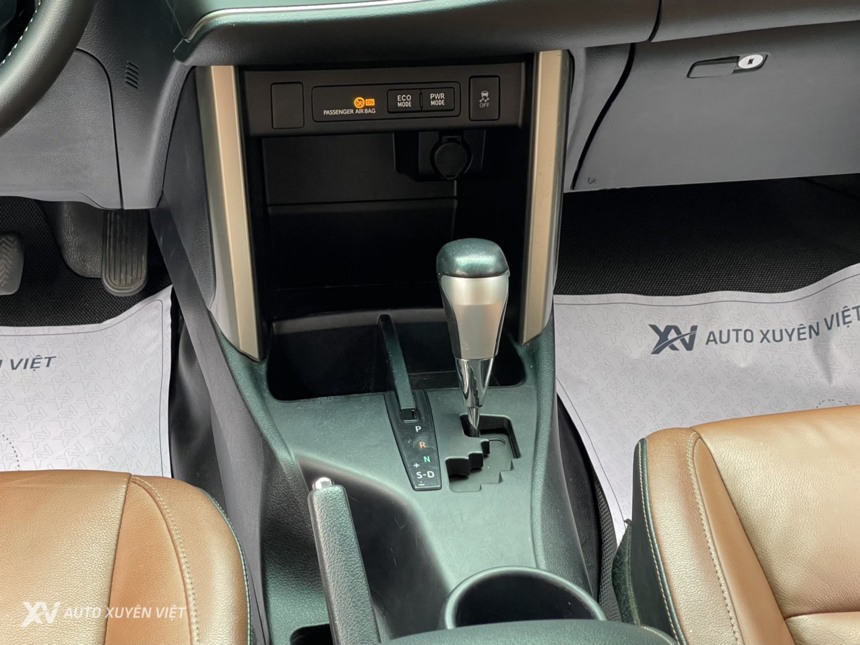 Toyota Innova 2.0V 2016 Toyota Innova 2.0V 2016