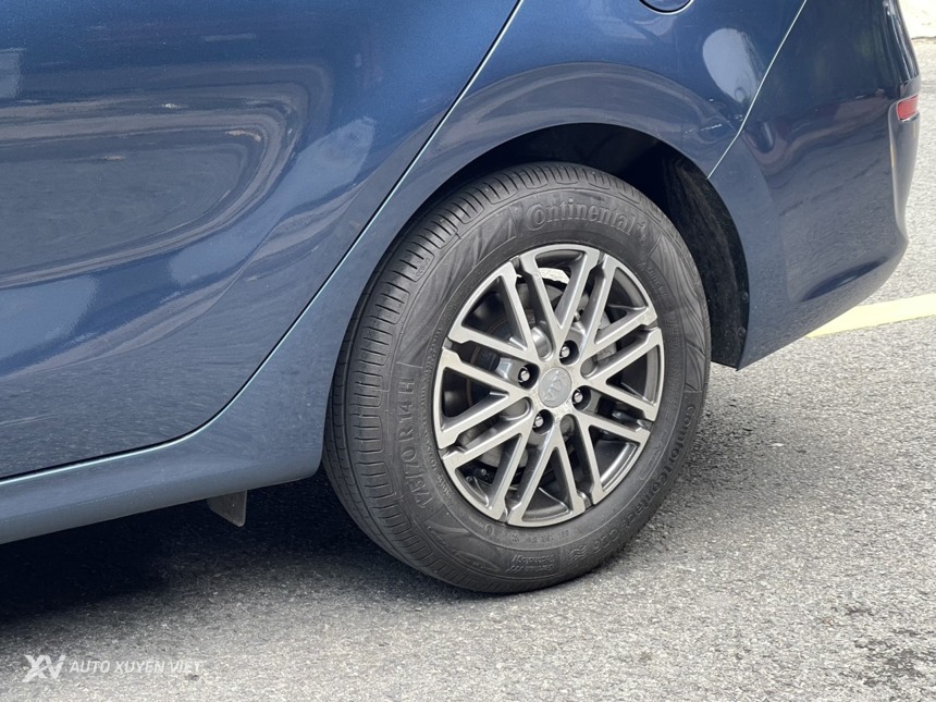 Kia Soluto 1.4AT Deluxe 2021