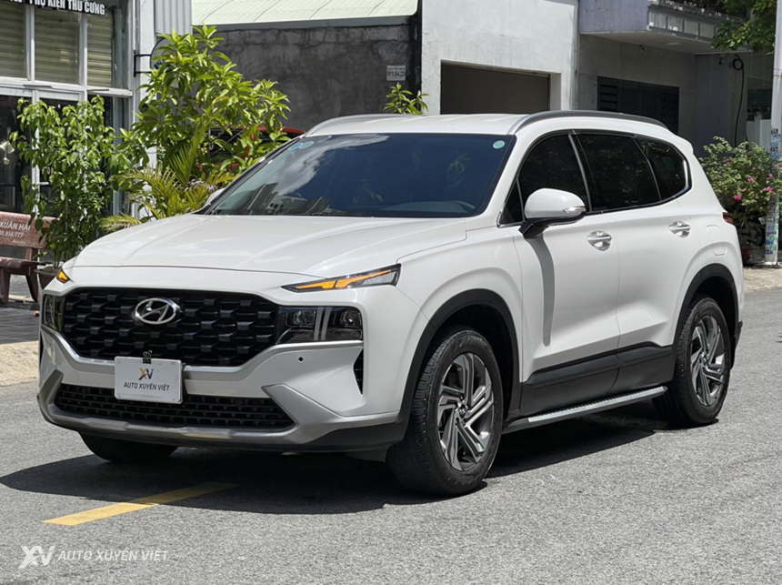 Hyundai Santafe Xăng Tiêu Chuẩn 2.5L 2022 Hyundai Santafe Xăng Tiêu Chuẩn 2.5L 2022