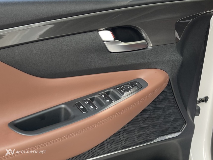 Hyundai Santafe Xăng Tiêu Chuẩn 2.5L 2022 Hyundai Santafe Xăng Tiêu Chuẩn 2.5L 2022