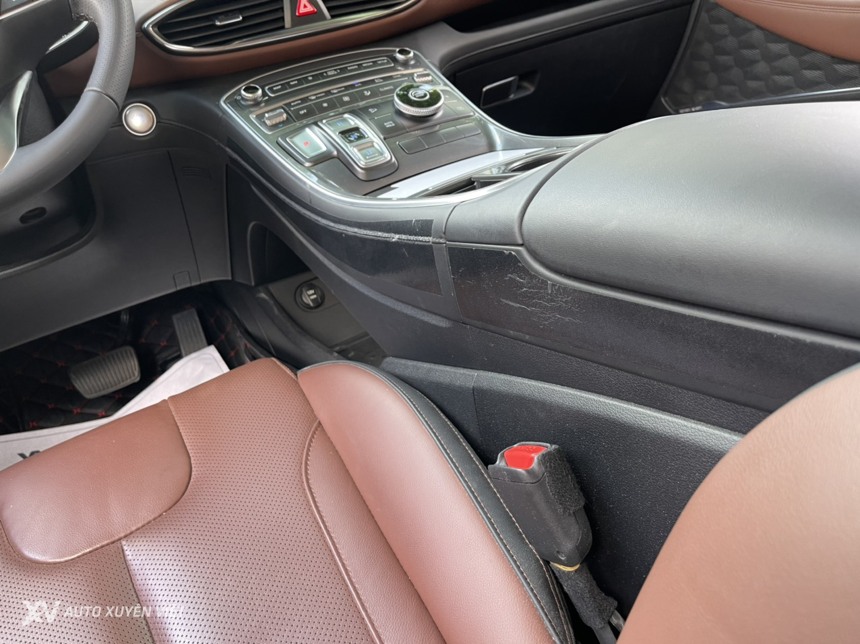 Hyundai Santafe Xăng Tiêu Chuẩn 2.5L 2022 Hyundai Santafe Xăng Tiêu Chuẩn 2.5L 2022