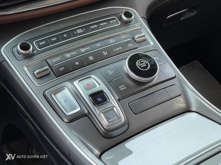 Hyundai Santafe Xăng Tiêu Chuẩn 2.5L 2022 Hyundai Santafe Xăng Tiêu Chuẩn 2.5L 2022