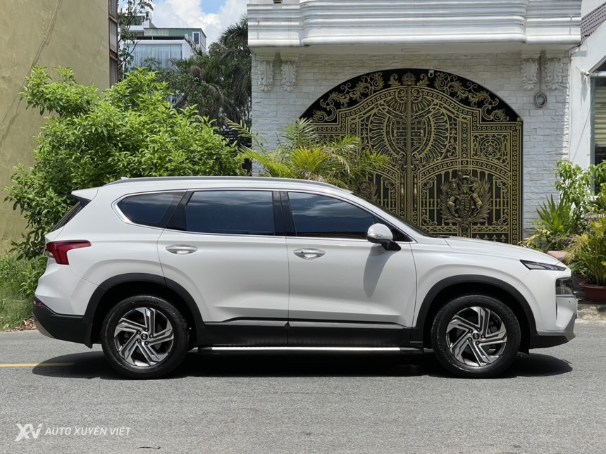 Hyundai Santafe Xăng Tiêu Chuẩn 2.5L 2022 Hyundai Santafe Xăng Tiêu Chuẩn 2.5L 2022