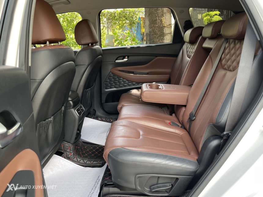 Hyundai Santafe Xăng Tiêu Chuẩn 2.5L 2022 Hyundai Santafe Xăng Tiêu Chuẩn 2.5L 2022