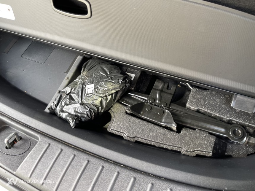 Hyundai Santafe Xăng Tiêu Chuẩn 2.5L 2022 Hyundai Santafe Xăng Tiêu Chuẩn 2.5L 2022