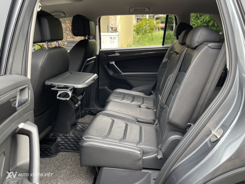 Volkswagen Tiguan Luxury S 2.0AT 4x4 2020 Volkswagen Tiguan Luxury S 2.0AT 4x4 2020