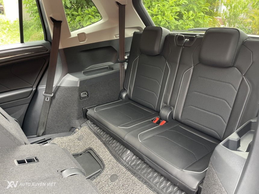 Volkswagen Tiguan Luxury S 2.0AT 4x4 2020 Volkswagen Tiguan Luxury S 2.0AT 4x4 2020