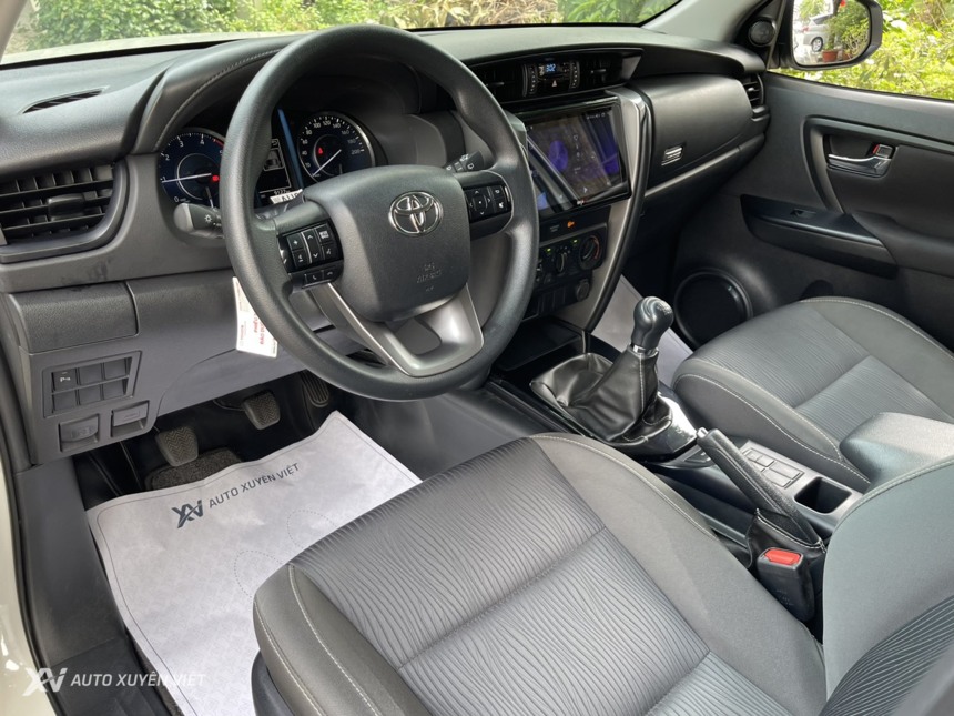 Toyota Fortuner G MT 2023 Máy Dầu Toyota Fortuner G MT 2023 Máy Dầu