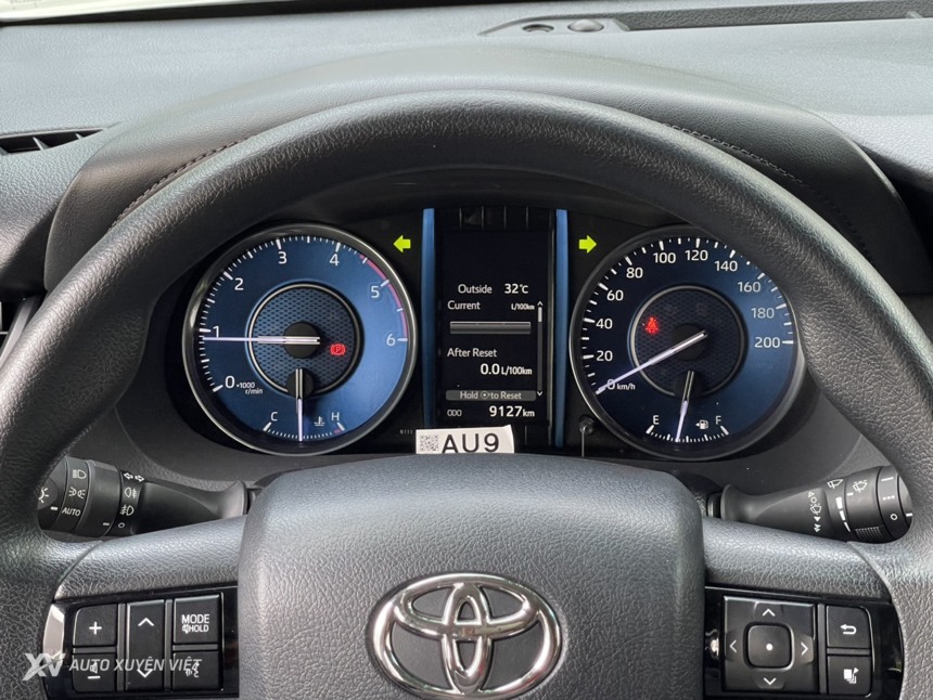 Toyota Fortuner G MT 2023 Máy Dầu Toyota Fortuner G MT 2023 Máy Dầu