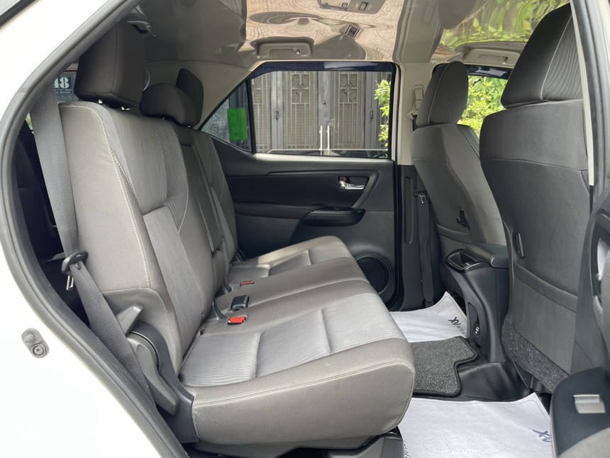 Toyota Fortuner G MT 2023 Máy Dầu Toyota Fortuner G MT 2023 Máy Dầu