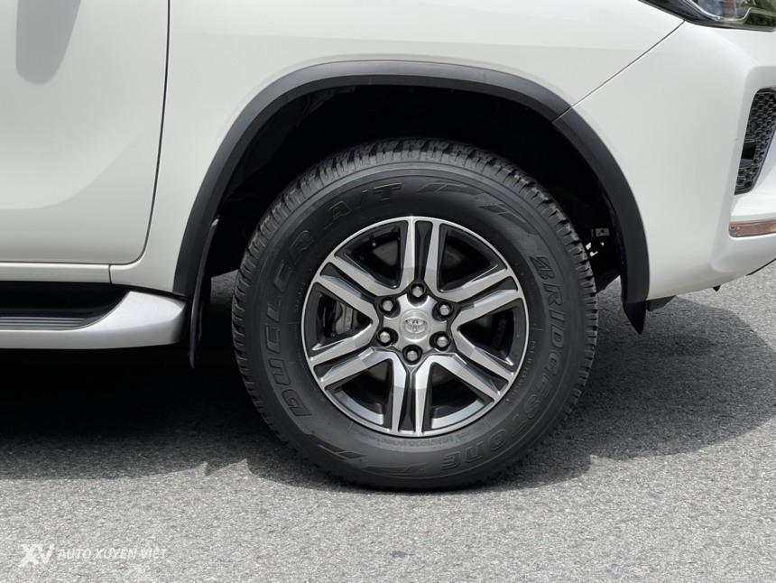 Toyota Fortuner G MT 2023 Máy Dầu Toyota Fortuner G MT 2023 Máy Dầu