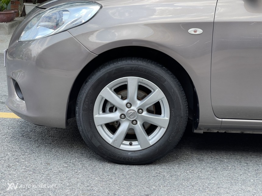 Nissan Sunny XV 1.5AT 2014