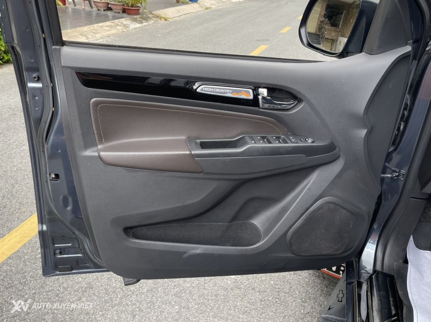 Chevrolet Colorado 2.5L 4x4AT 2018 Highcountry