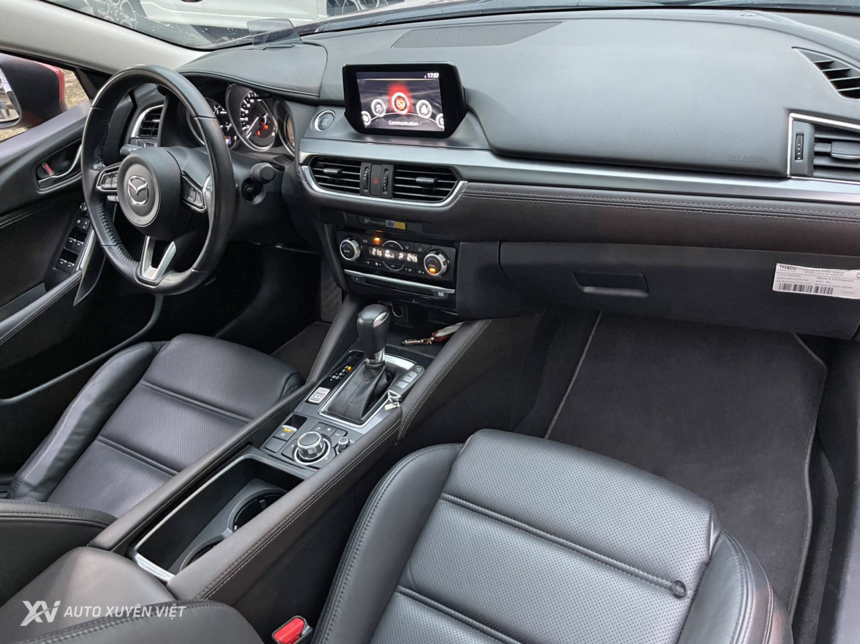 Mazda 6 2.0AT Premium 2018