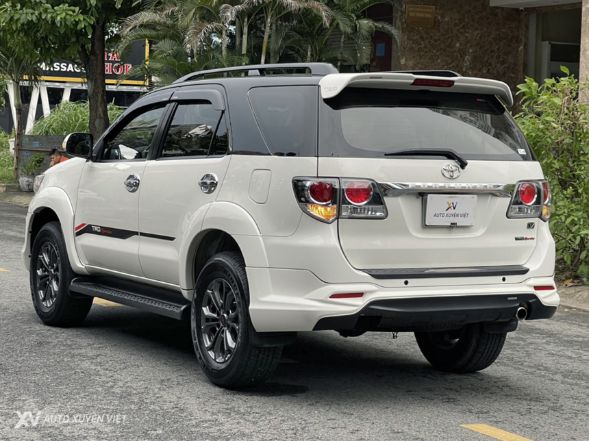 Toyota Fortuner TRD Sportivo 2015 Toyota Fortuner TRD Sportivo 2015