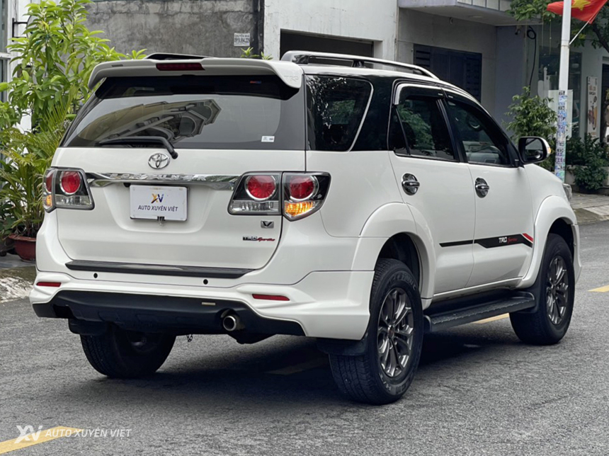 Toyota Fortuner TRD Sportivo 2015 Toyota Fortuner TRD Sportivo 2015