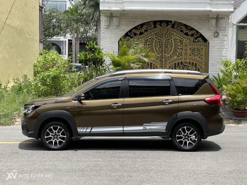 Suzuki XL7 1.5AT 2022