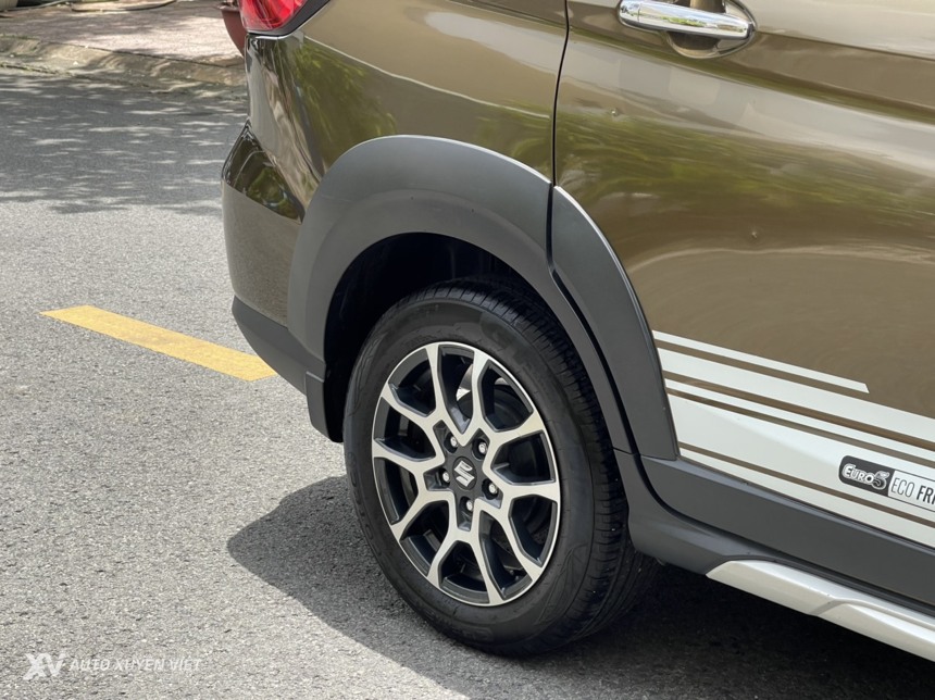 Suzuki XL7 1.5AT 2022