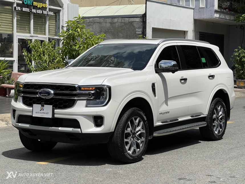 Ford Everest Titanium 4x2AT 2023 Ford Everest Titanium 4x2AT 2023