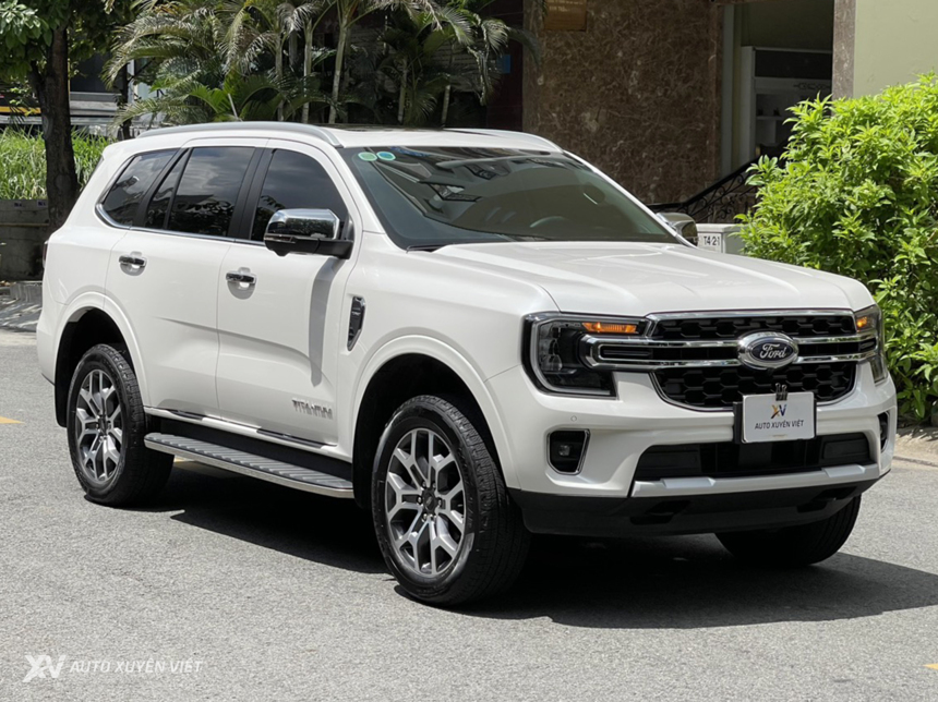Ford Everest Titanium 4x2AT 2023 Ford Everest Titanium 4x2AT 2023