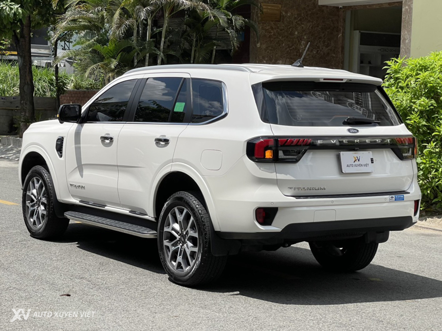 Ford Everest Titanium 4x2AT 2023 Ford Everest Titanium 4x2AT 2023