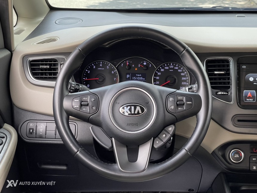 Kia Rondo 2.0 GAT Deluxe 2020