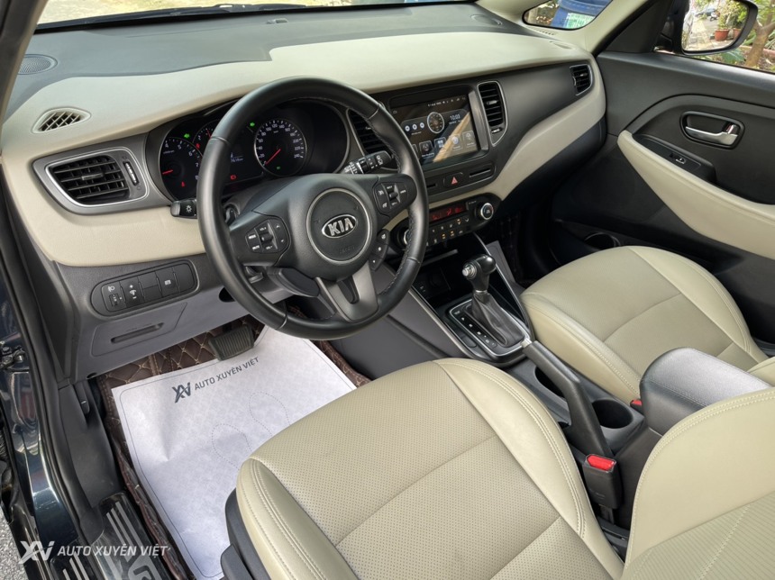 Kia Rondo 2.0 GAT Deluxe 2020