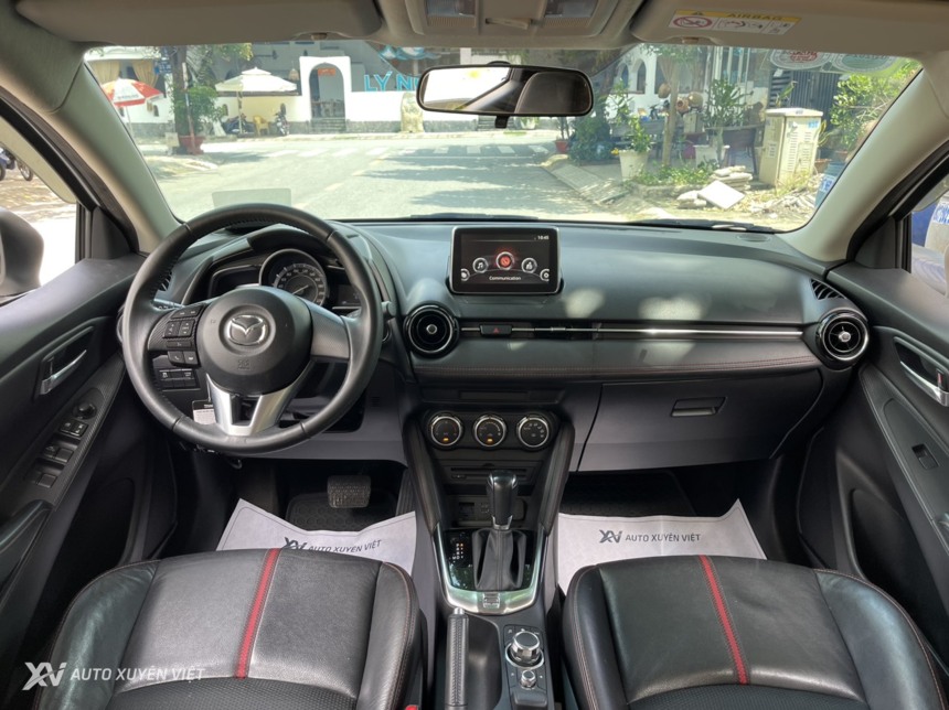 Mazda 2 Hatchback 1.5AT 2015